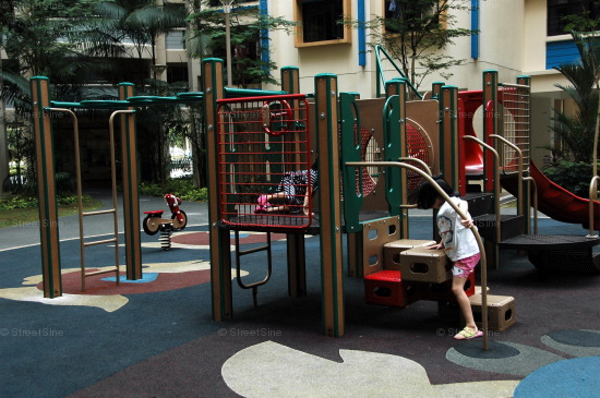 Rivervale Crescent thumbnail photo